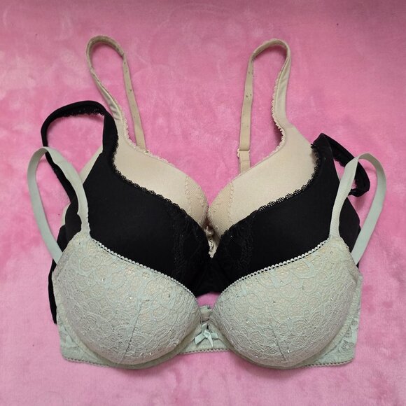 3 Victoria's Secret bras 34DD - Picture 1 of 13